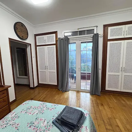 Casa *